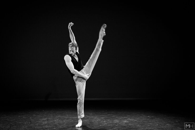 Edward Watson in Dance for Ukraine. Photo: Magda Hoffman.